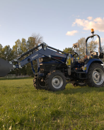 Kompaktowy 26H z ładowaczem czołowym