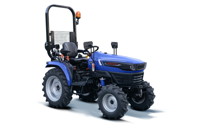 NOWOŚĆ Farmtrac 26 4WD